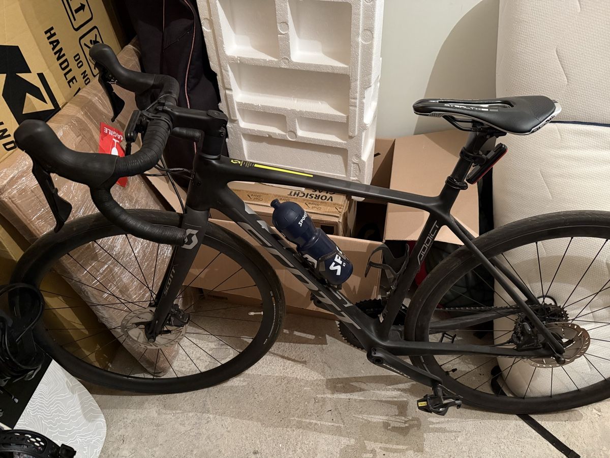Scott Biciclette: Scott Addict 10 road bike – Usato da Sion venduto da edu_9g6c