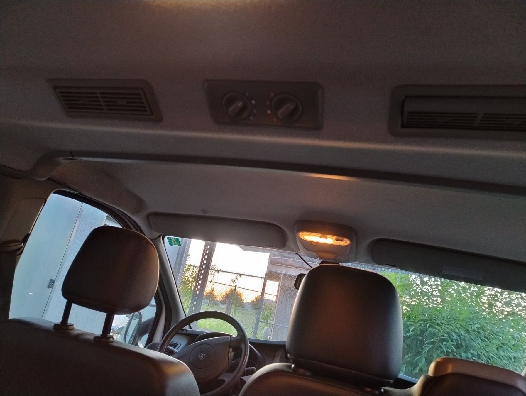 Renault Veicoli da campeggio: Camper Renault Trafic ab MFK – Usato da Reichenburg venduto da Alpine_03 7