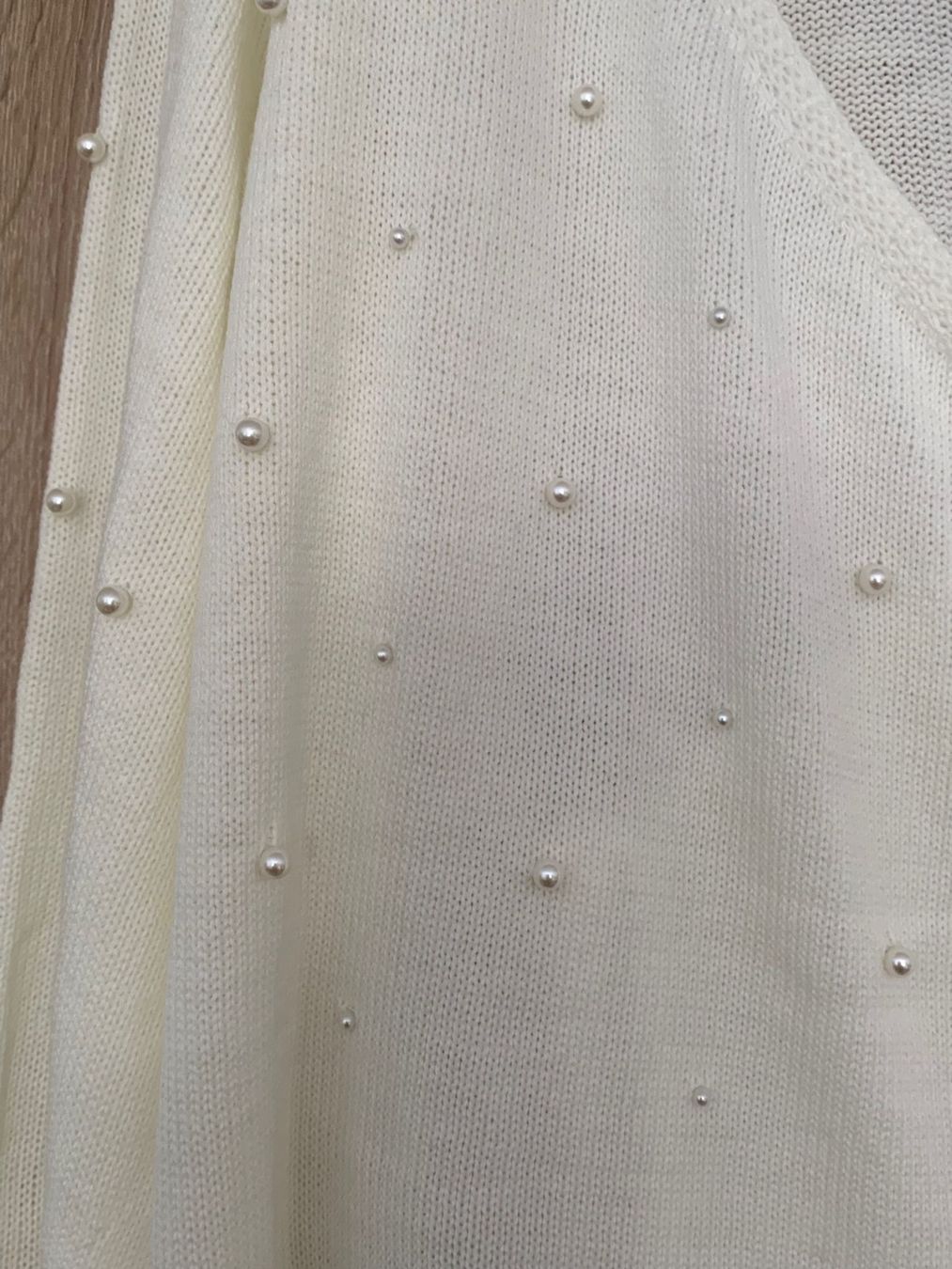 Pullover & Sweatshirts: Wickeljacke Strick Offwhite Neu mit Perlen Gr. 44 – Gebraucht aus Nussbaumen AG von brigitebardot 1