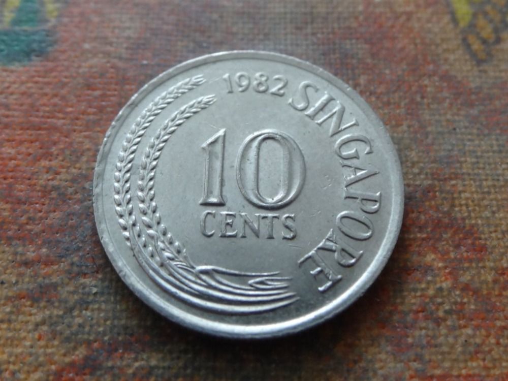 Alle Münzen: SINGAPOUR  10  Cents  1982 – Gebraucht aus Romanel-sur-Lausanne von Swift13