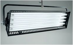 Lampade: Kinoflo Image 45 DMX - 8 Stück – Usato da Küsnacht ZH venduto da Icon21 1