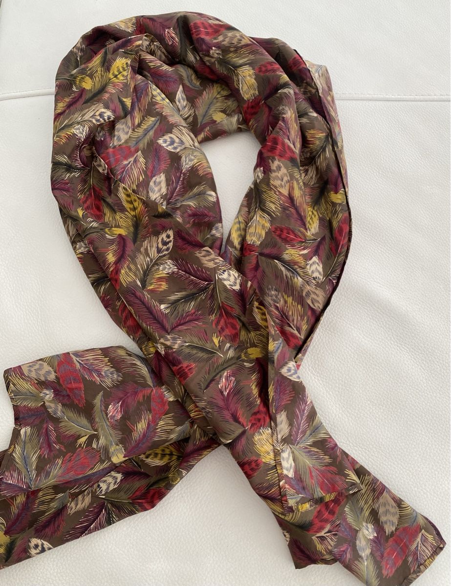 Foulard & Sciarpe: Seiden Schal 🌸 – Usato da Opfikon venduto da Luis144