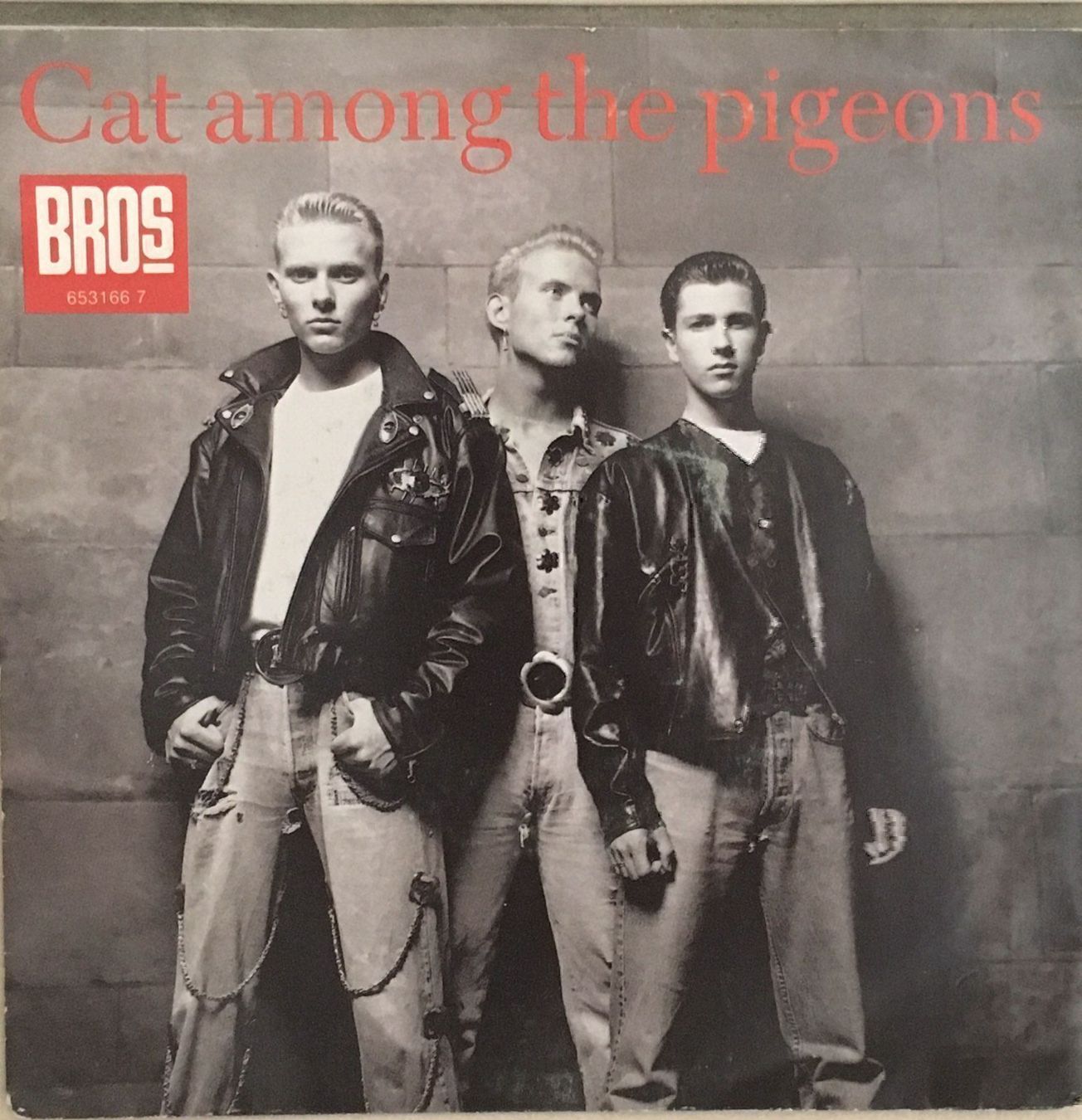Dischi in vinile: BROS - CAT AMONG THE PIGEONS – Usato da Bussigny venduto da vinyl-pas-cher