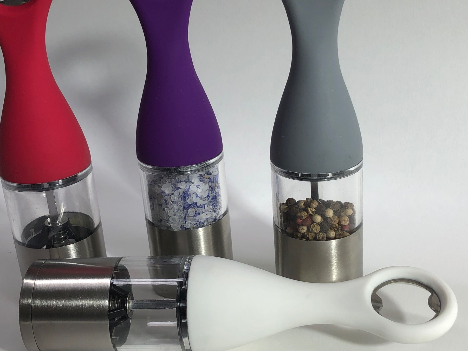 Küchengeräte: Salz und Pfeffermühle - mit Flaschenöffner – Neu und originalverpackt aus Bergdietikon von Garak