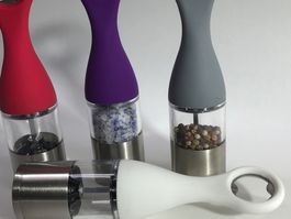 Salz und Pfeffermühle - mit Flaschenöffner