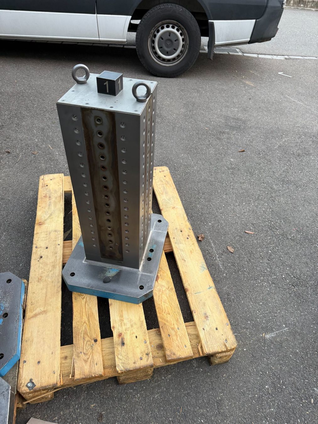 Alle Werkzeuge: CNC Spannturm Hemo 240x240x720mm – Gebraucht aus Boswil von ABLagerBoswil 6