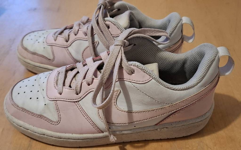 Scarpe da donna: Sneaker Nike Gr.38 – Usato da Wettingen venduto da mara1234