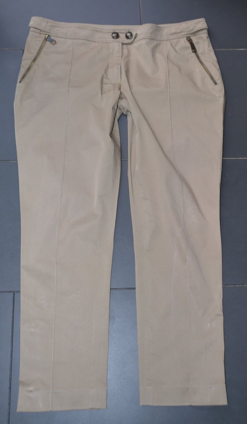 Burberry Pantaloni: Burberry  Hose / pantalon .42 – Usato da Collonges venduto da arashee