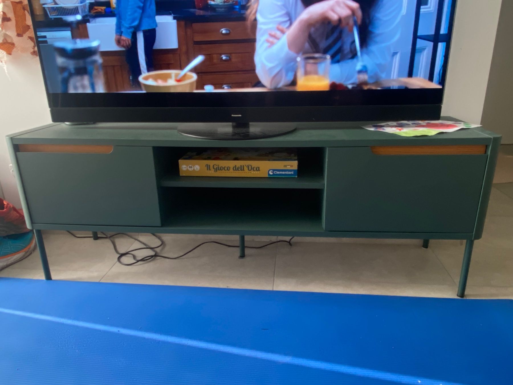 Pfister Mobili TV: Vendo mobile Tv Pfiste – Usato da Tesserete venduto da aledueassi