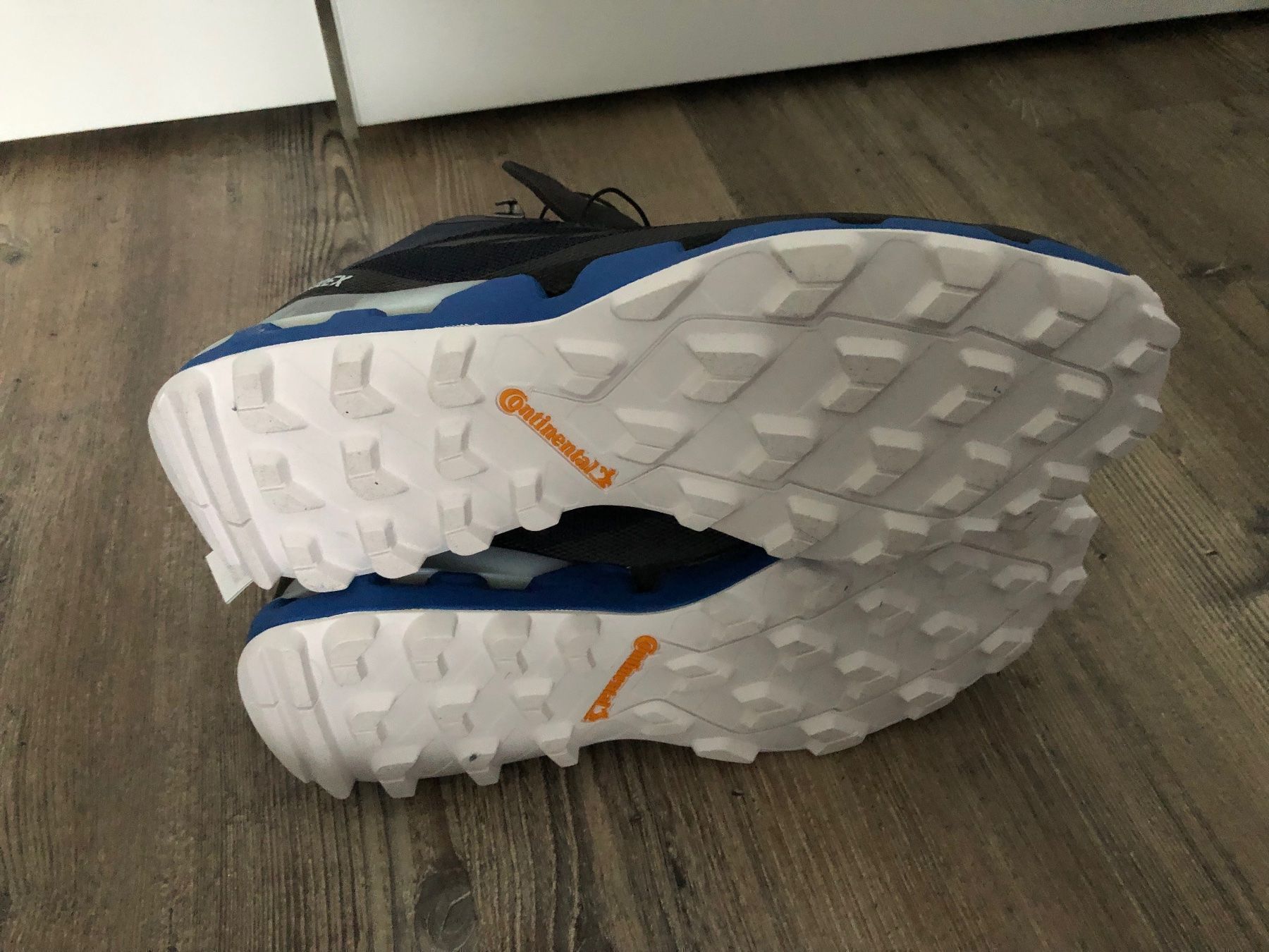 Adidas Scarpe da uomo: ADIDAS TERREX FAST MID GTX Wanderschuhe – Nuovo e nell'imballaggio originale da Mülenen venduto da CreativeSolutions 4