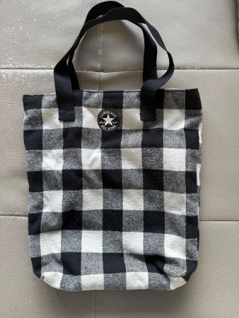 Converse All Star karierte Handtasche, sehr gut erhalten!