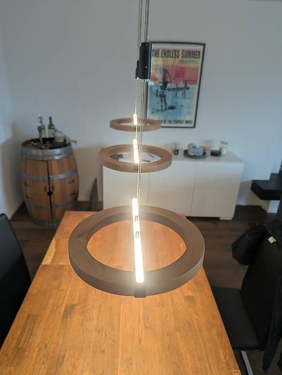 Lampade: Moderne LED-Pendelleuchte aus Holz  – Usato da Bremgarten AG venduto da Californi6 1