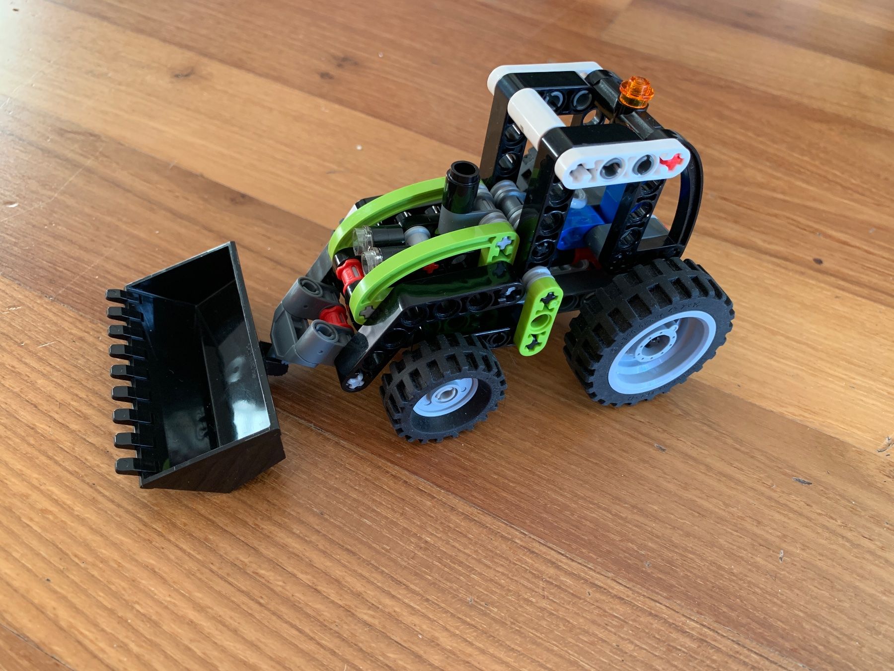 Lego Kit di costruzioni: LEGO Technic - Mini-Traktor Nr. 8260 – Usato da Edlibach venduto da RUW19 1