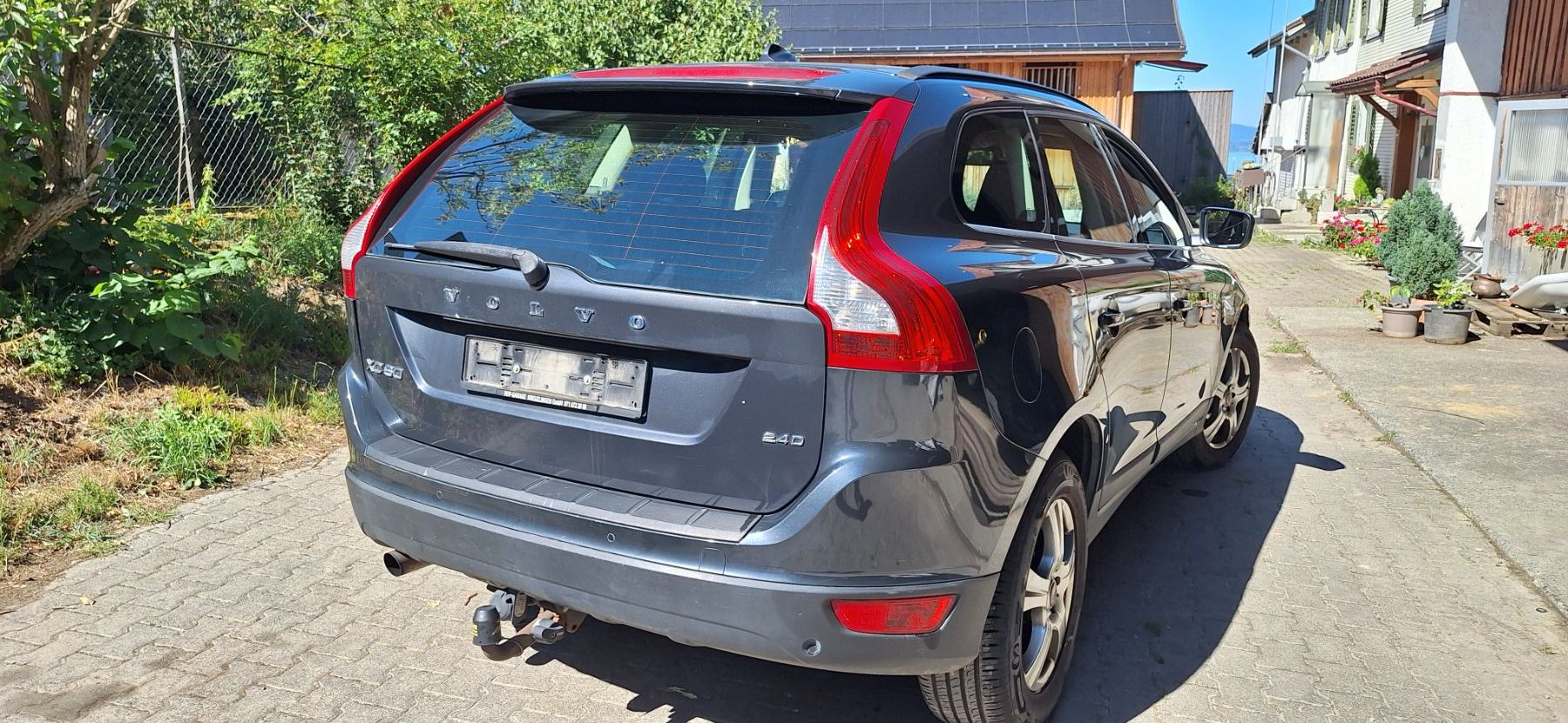 Automobili: Volvo XC60 D5 Momentum – Usato da Altnau venduto da Wema05 2