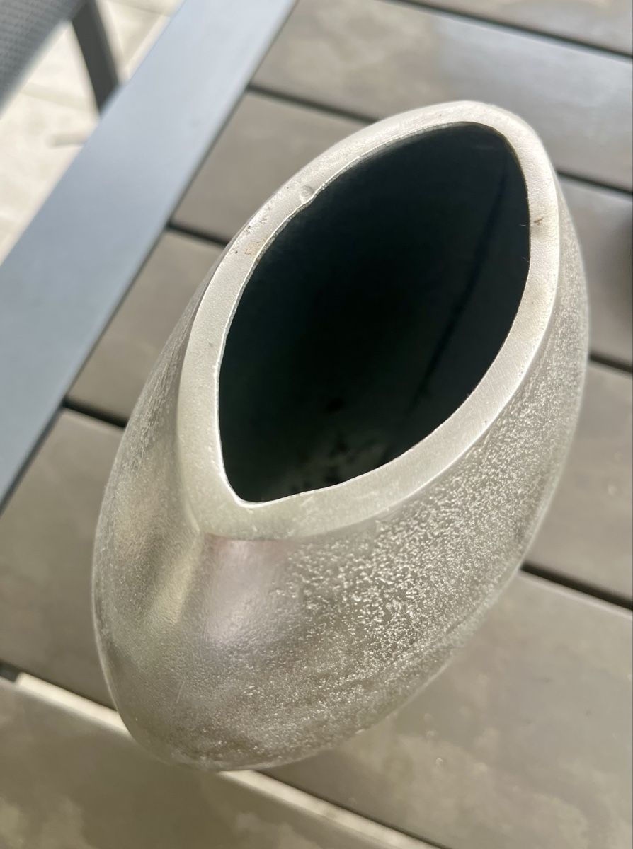 Vasen & Gefässe: Ovalform Vase, silbrige Oberfläche – Gebraucht aus Rüschlikon von lui_6tfp 3