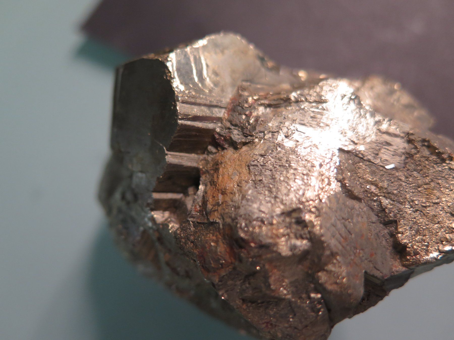Minerali & Pietre curative: Sehr glänzender Pyrit von Peru ca. 596 gr. – Usato da Schaffhausen venduto da Yamakana51L8736OQ8 6