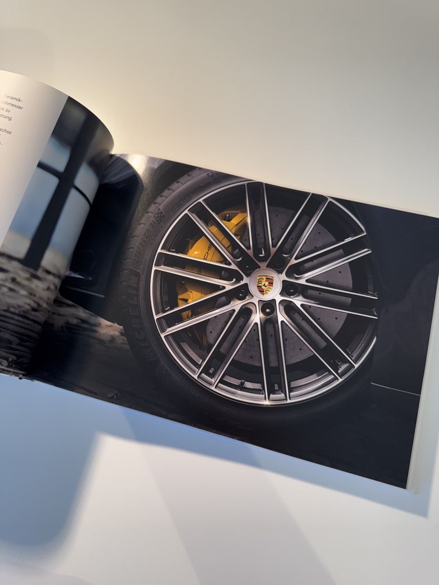 Porsche Dokumente: Porsche Panamera Katalog Buch gebunden 2017 – Neu (gemäss Beschreibung) aus Bonstetten von Rocco02 1
