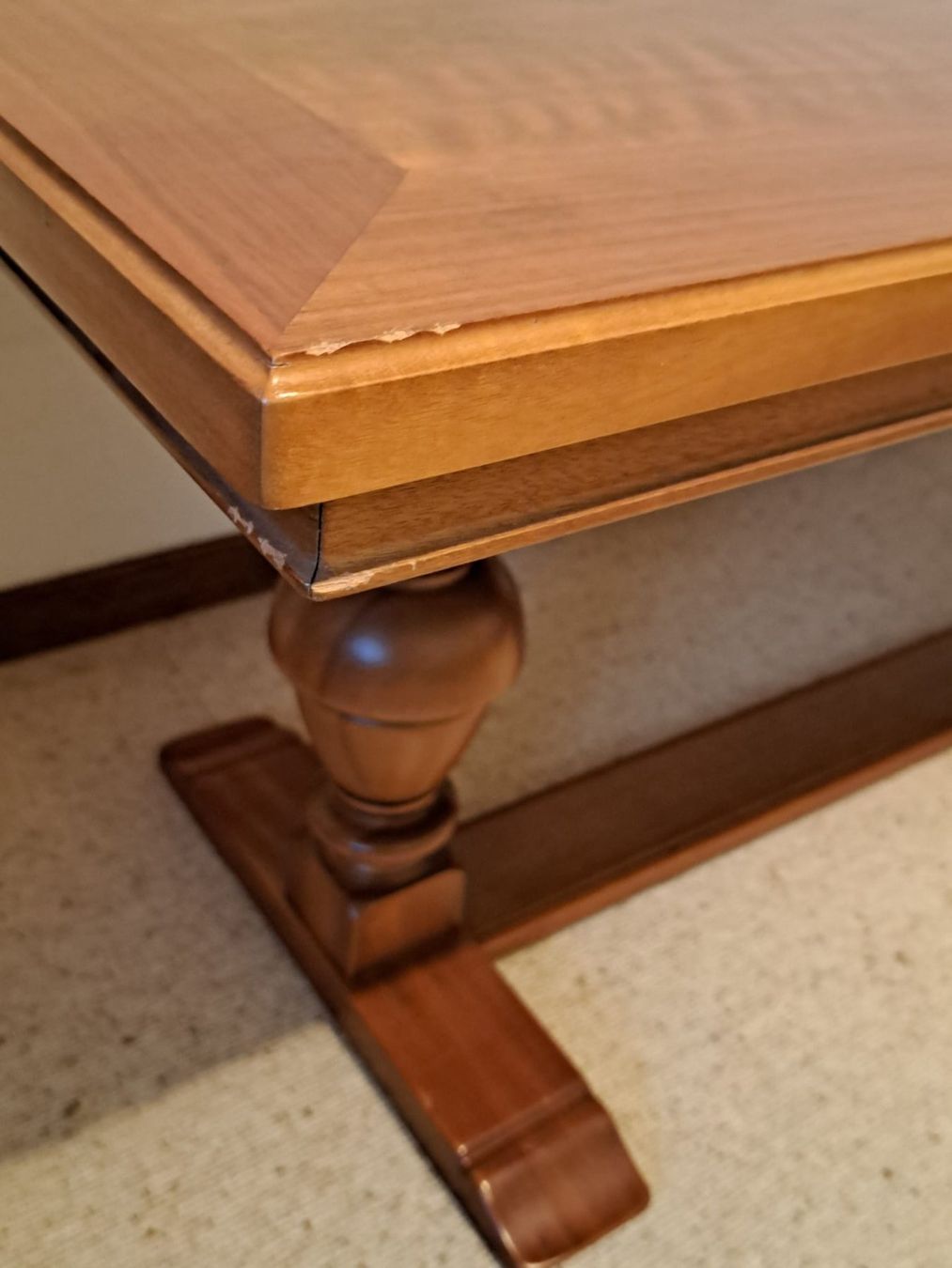Tavoli: Clubtisch/Salontisch Holz – Usato da Zwingen venduto da steinbock222 2