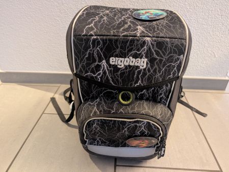 *** Ergobag "CUBO" Schulranzen - nur 2 Jahre benutzt ***