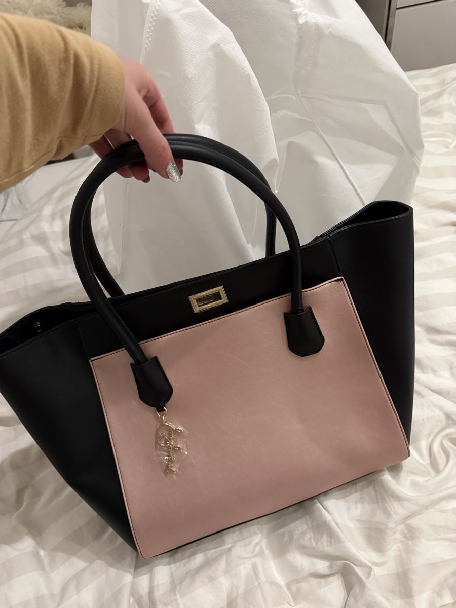 Mary Kay Borse da donna: Mary Kay Handtasche, Neu! – Nuovo e nell'imballaggio originale da La Punt Chamues-ch venduto da EliC_8.8. 1