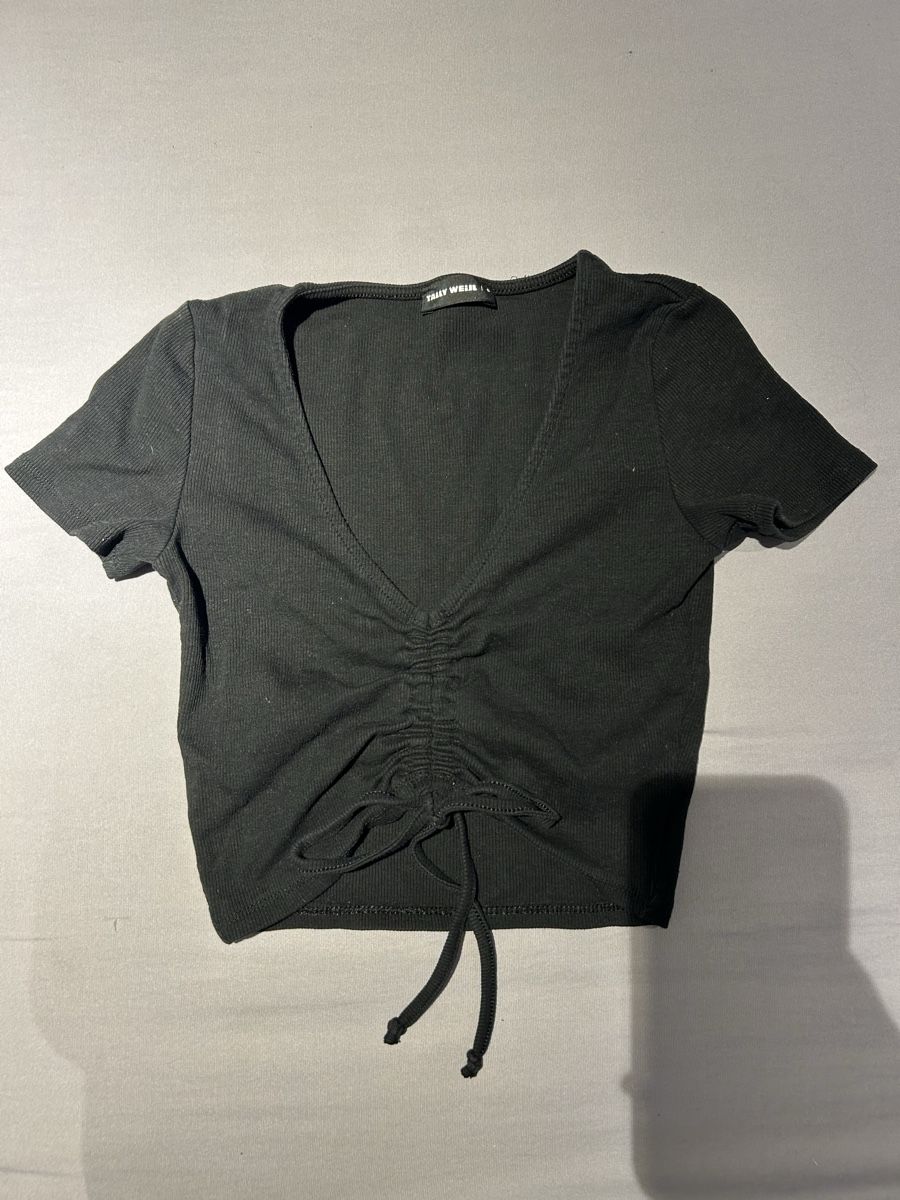 Top: Crop Top schwarz  – Usato da Neukirch (Egnach) venduto da oli_y86b