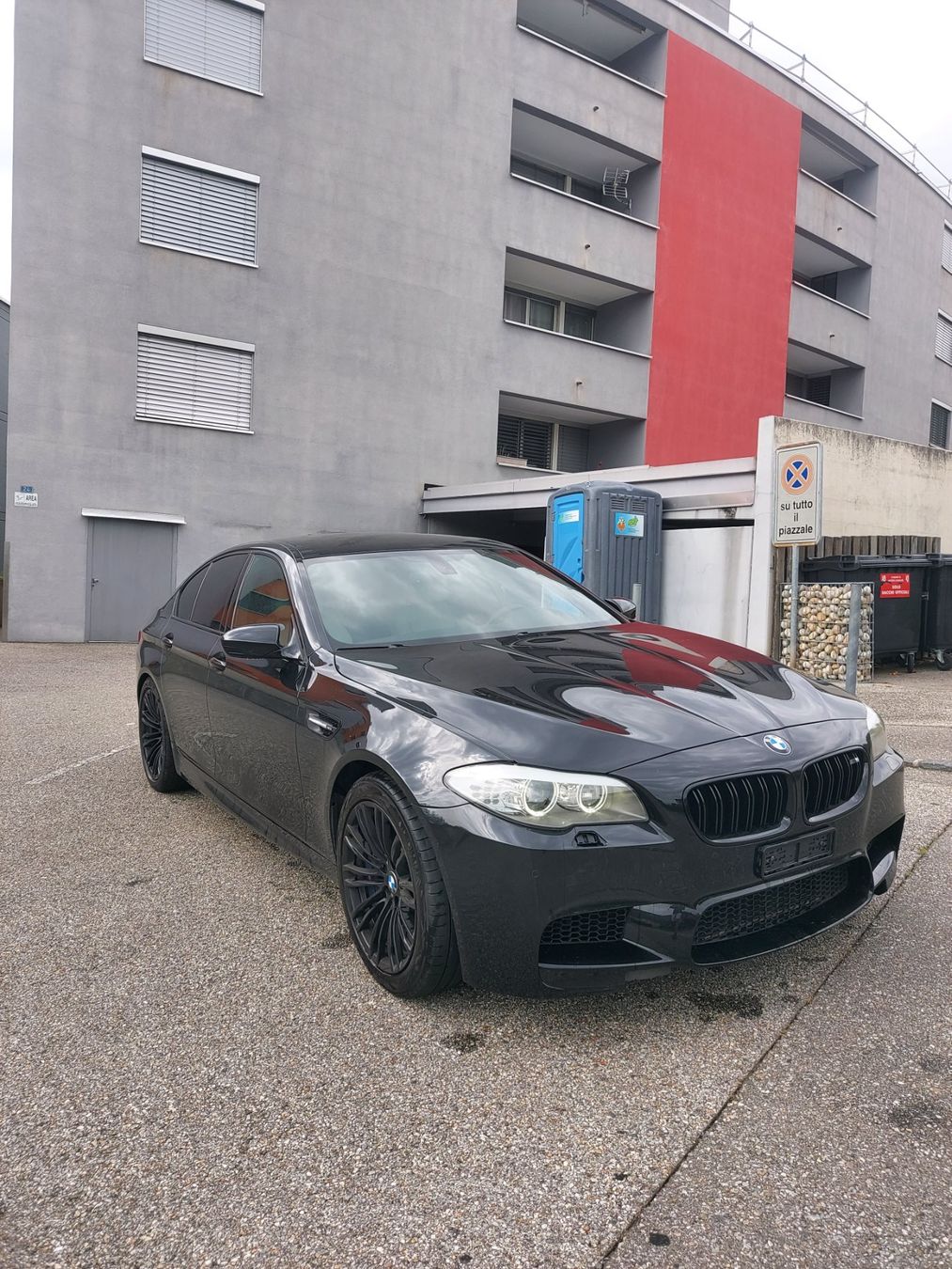 BMW Autos: BMW M5 – D'occasion à Stabio par kul_ft5m 2