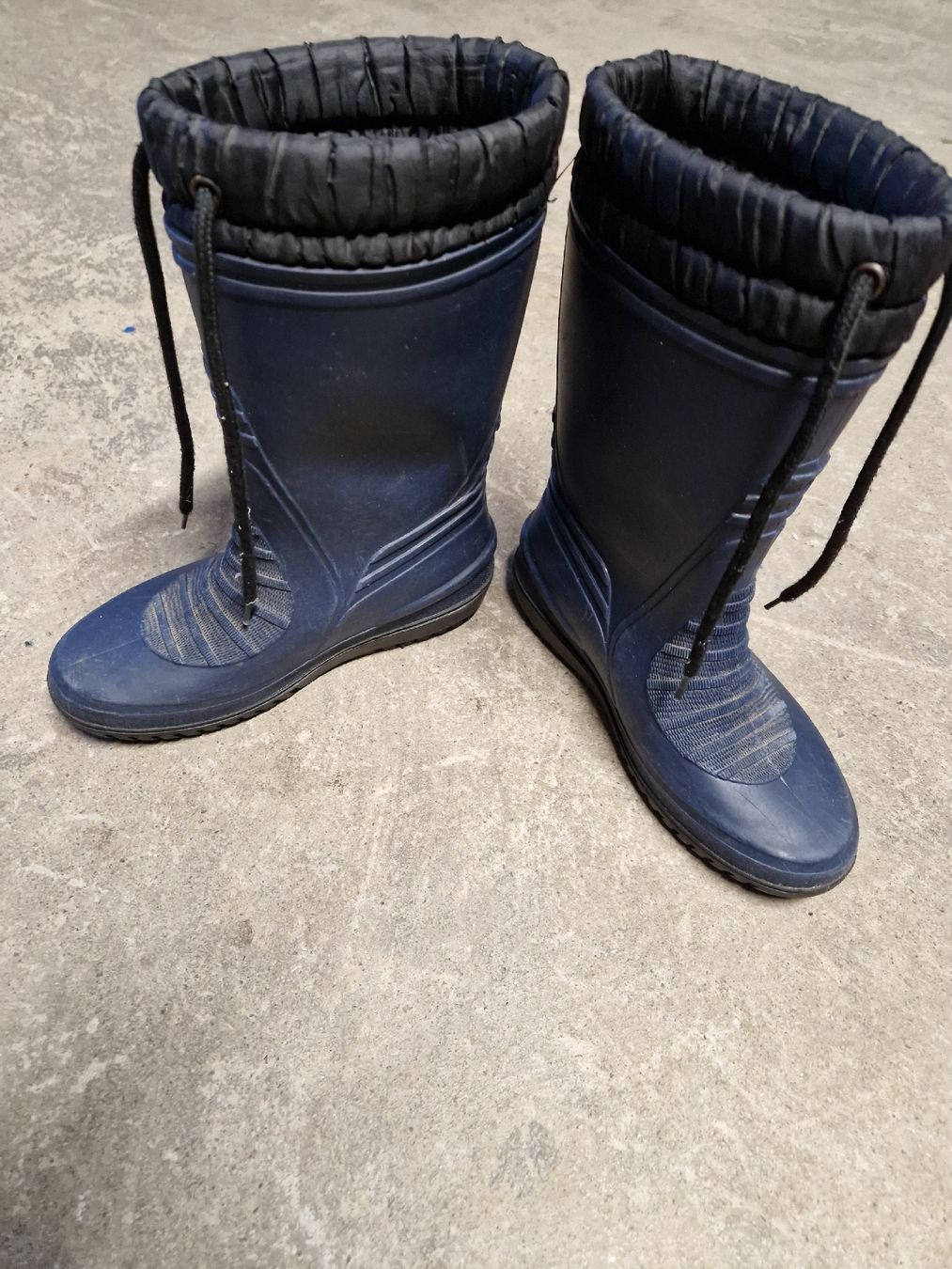 Scarpe per ragazzi: Warme Winterstiefel Gr. 31 – Usato da Ohmstal venduto da wil_xp75 1