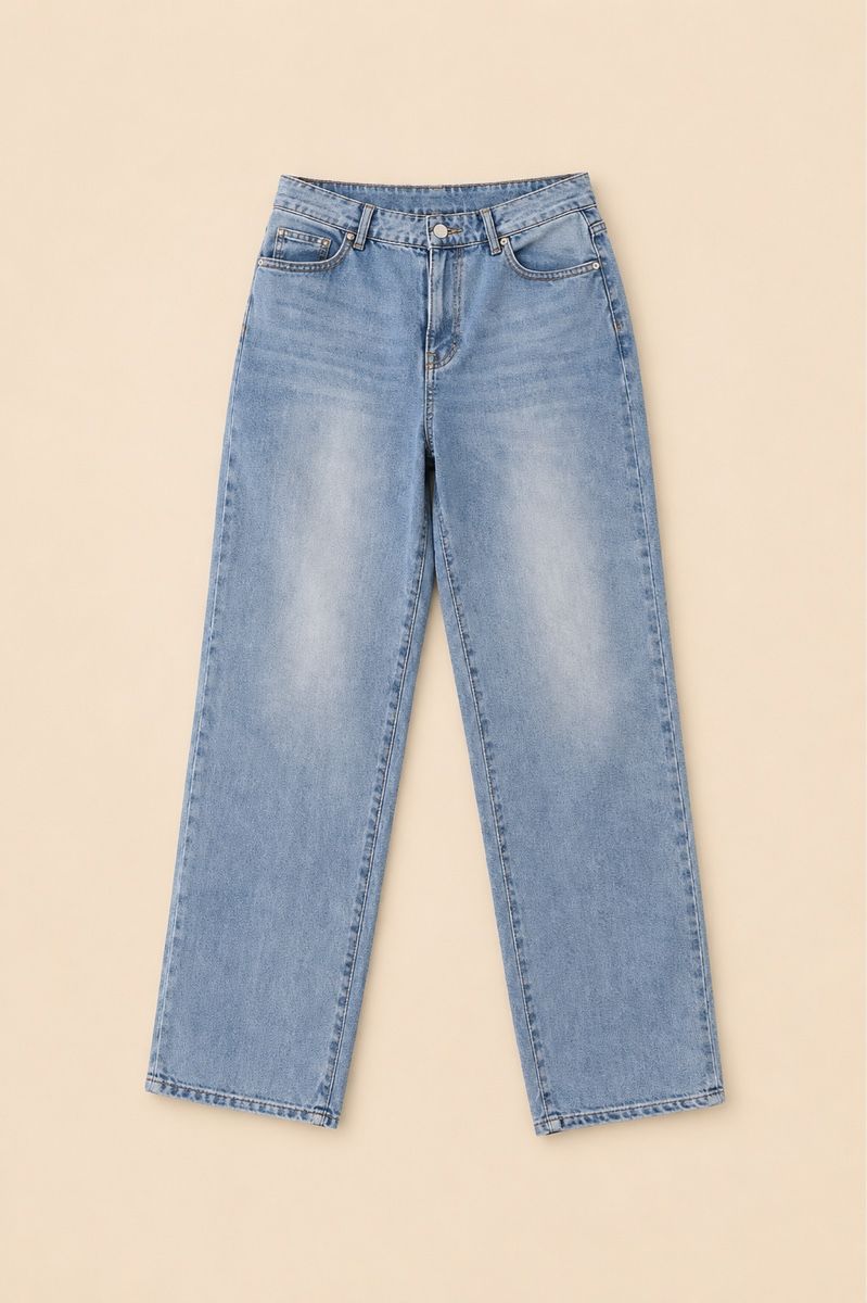 Jeans: JEAN DROIT BLEU CLAIR – Nuovo (secondo la descrizione) da Lausanne venduto da KeNaChic 1