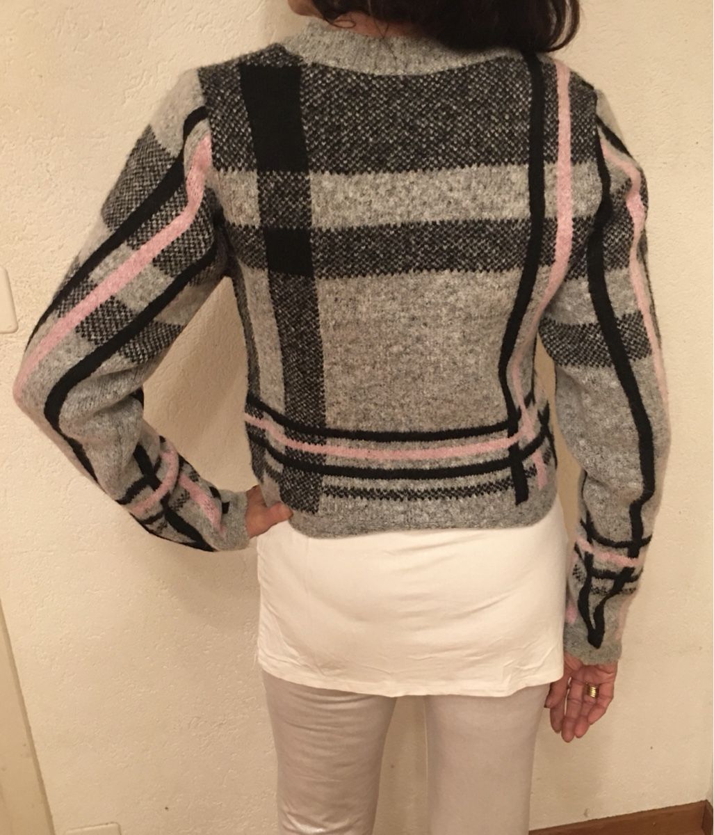 Jacken: Hübsche Strickjacke für die Dame – Neu (gemäss Beschreibung) aus Le Grand-Saconnex von christianbmarx 1