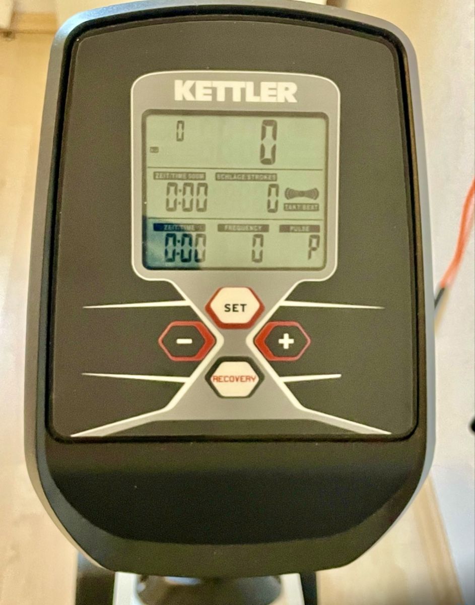 Kettler Vélos d'appartement: Rudergerät Kettler Stroker – D'occasion à Ehrendingen par Bila2 4