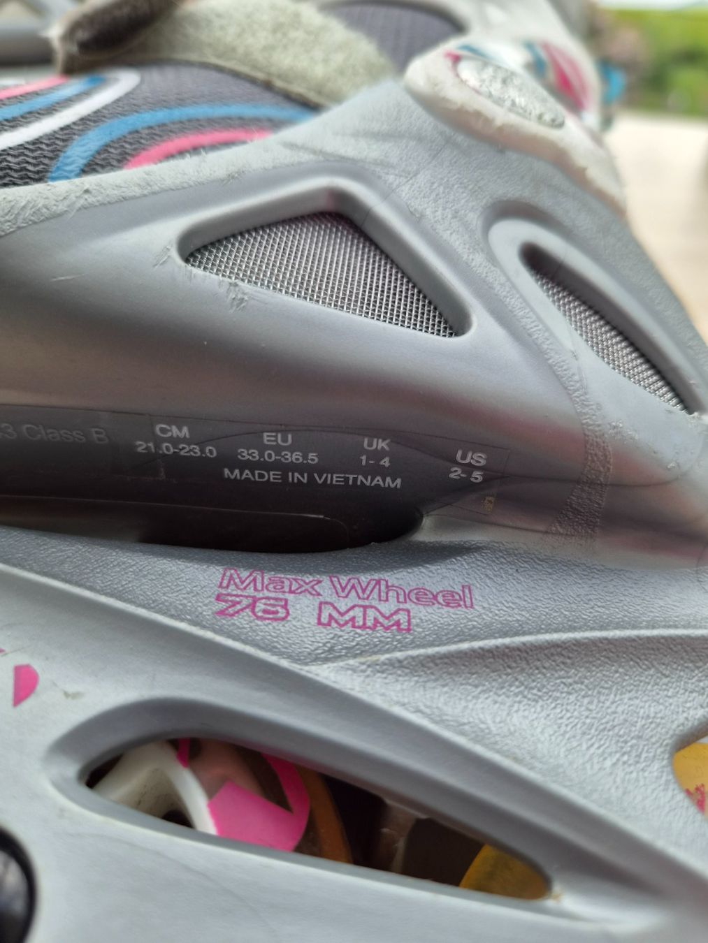 Pattini in linea & Pattini a rotelle: Rollerblade Inlineskates, verstellbar, Gr. 33-36.5 – Usato da Stüsslingen venduto da Nitche01 2
