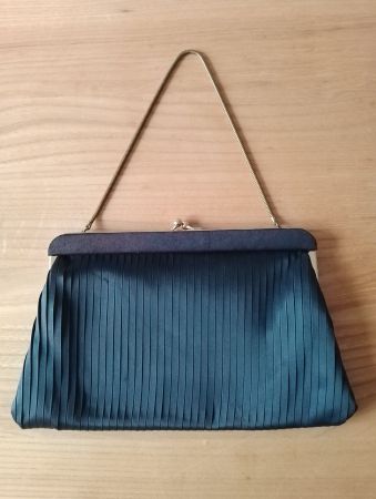 Edles Vintage Handtäschli plissiert aus den 50er Jahren