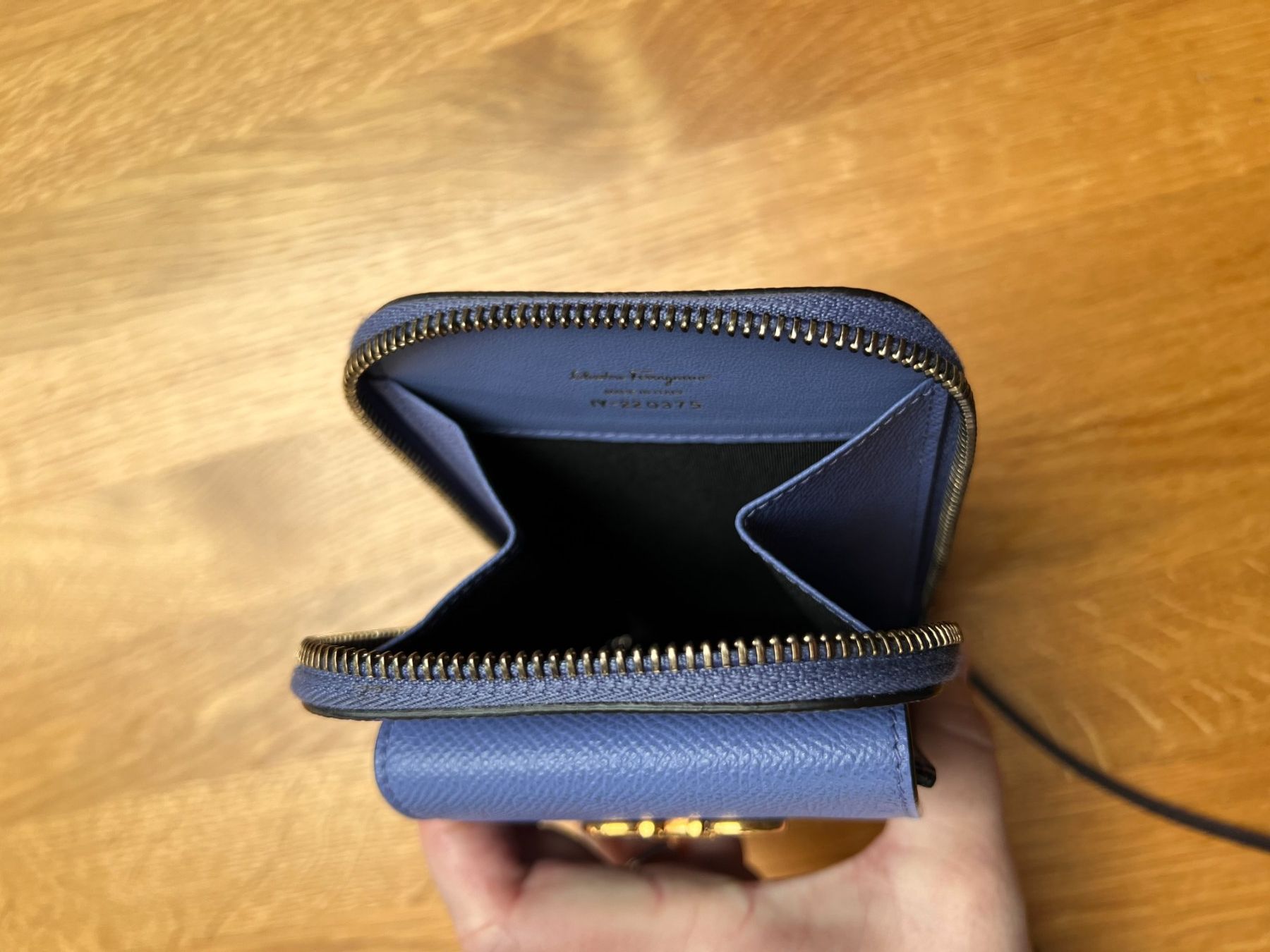 Salvatore Ferragamo Borse da donna: Edle Salvatore Ferragamo Handy Tasche Top Zustand – Usato da Zumikon venduto da jensbehlau81 2