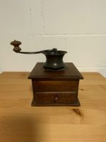 Antike Kaffeemühle aus Holz, Vintage Handmühle, Top!