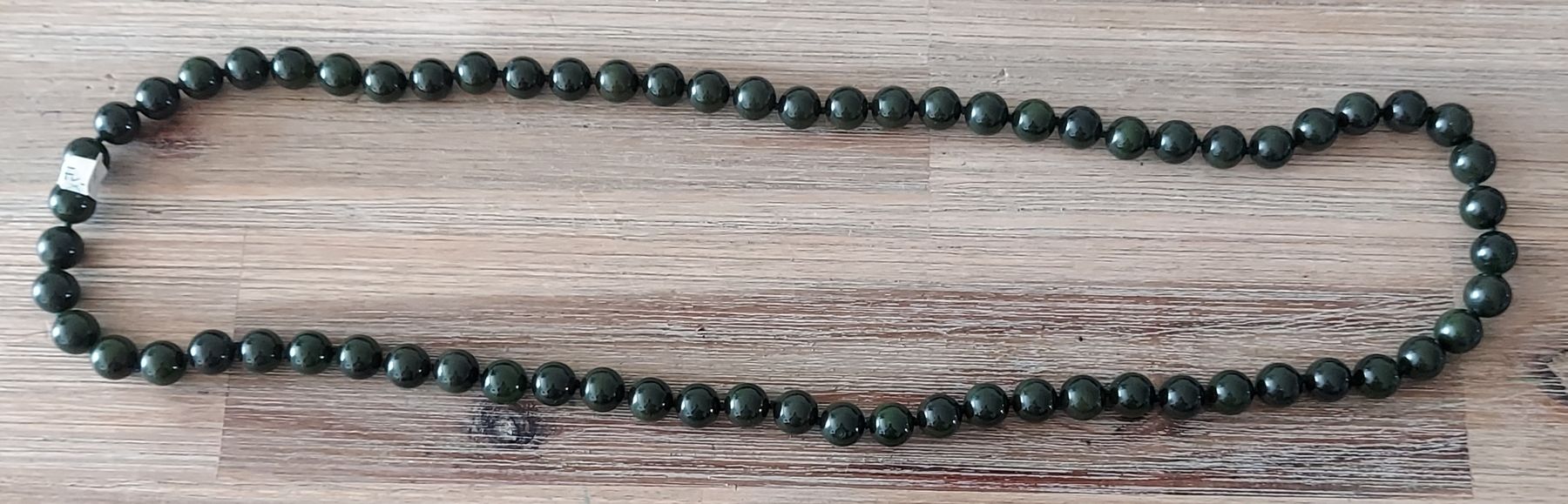 Ketten: Neue Jade Halskette, Durchmesser 12mm, 90 cm lang – Neu (gemäss Beschreibung) aus Basel von Mazzo84
