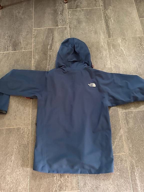 North Face Jacken: Softshelljacke von North Face Summit series – Gebraucht aus Buochs von Tschewy 4