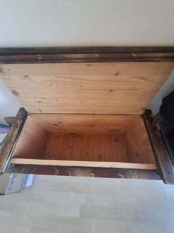 Truhen: Antike Truhe bemalt – Gebraucht aus Gossau SG von rut_h99p 4