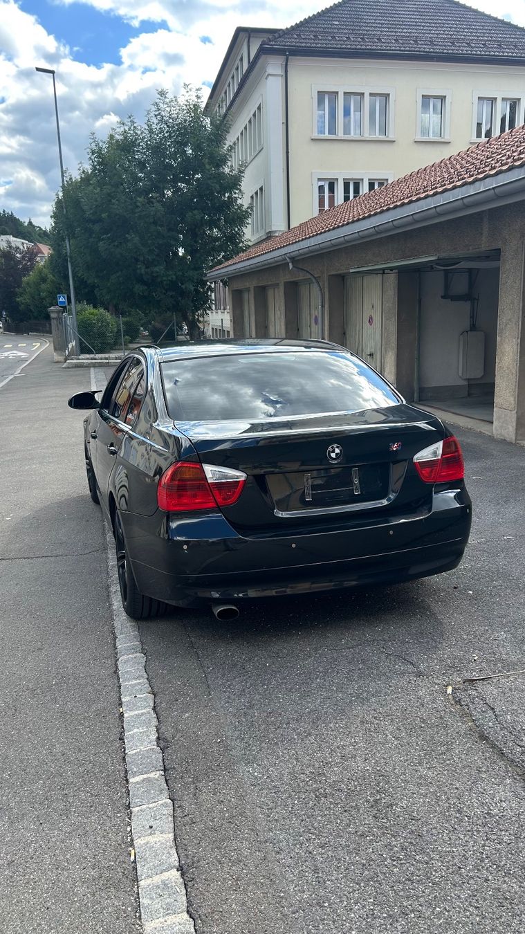 BMW Autos: BMW 318i 2007 – D'occasion à Le Locle par par_7s5y 3