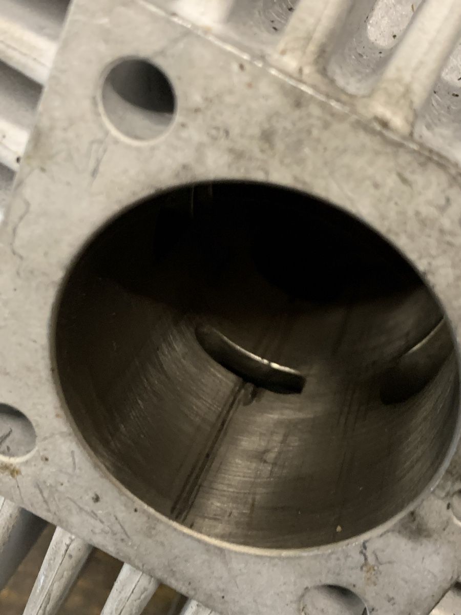 Parti ricambio per ciclomotori: Puch Maxi Zylinder 44mm – Difettoso da Dotnacht venduto da 007ym 1