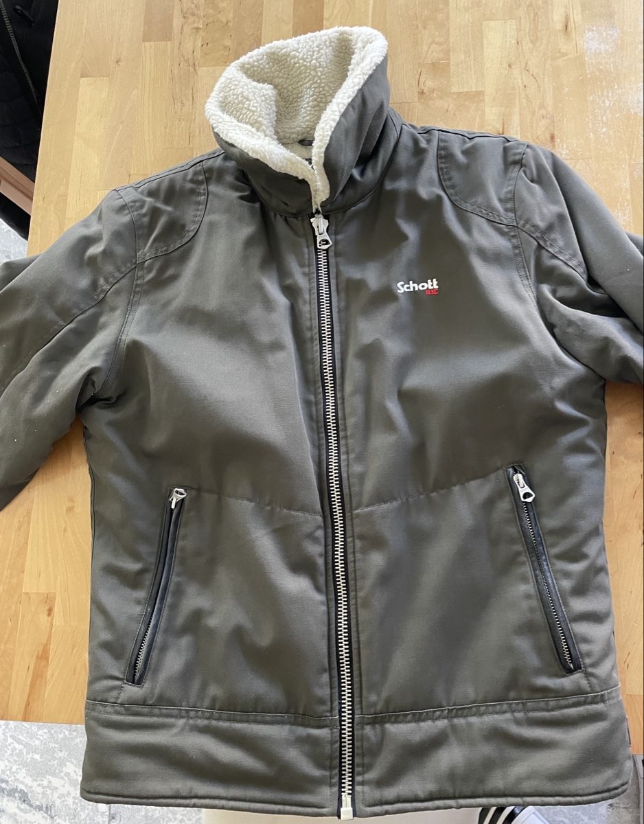 Schott Giacche: Schott Winterjacke Grösse S, Top Zustand – Usato da Bern venduto da luke92