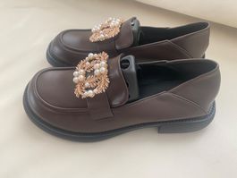 MUST HAVE - stylischer/sportlicher Damenschuh mit Perlen, 40
