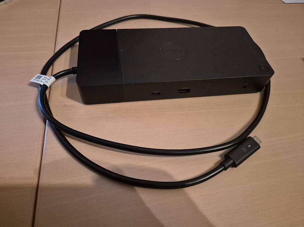 Docking station: Dell WD19 USB c docking station – Usato da Seuzach venduto da Muehlben