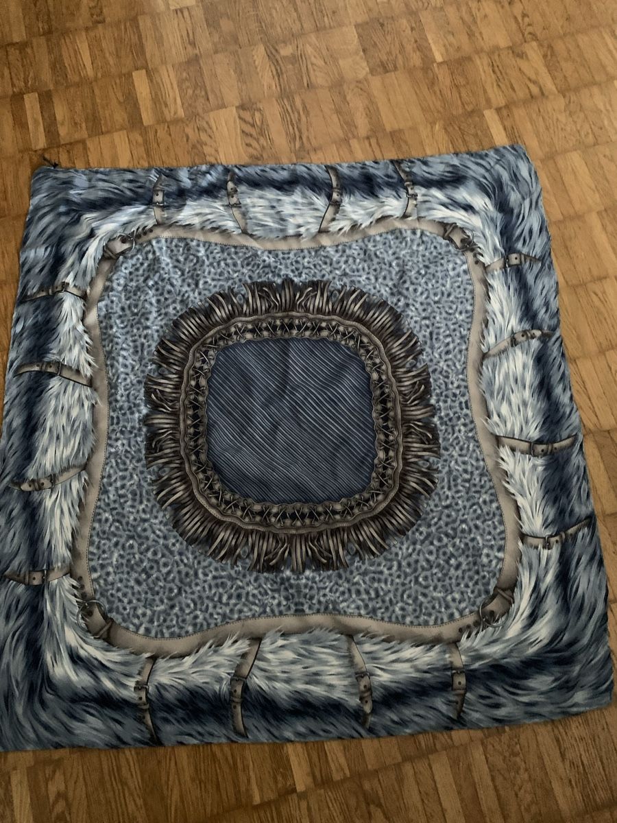 Foulards, Tücher & Schals: Seide foulard  – Gebraucht aus Zürich von Nikuska32