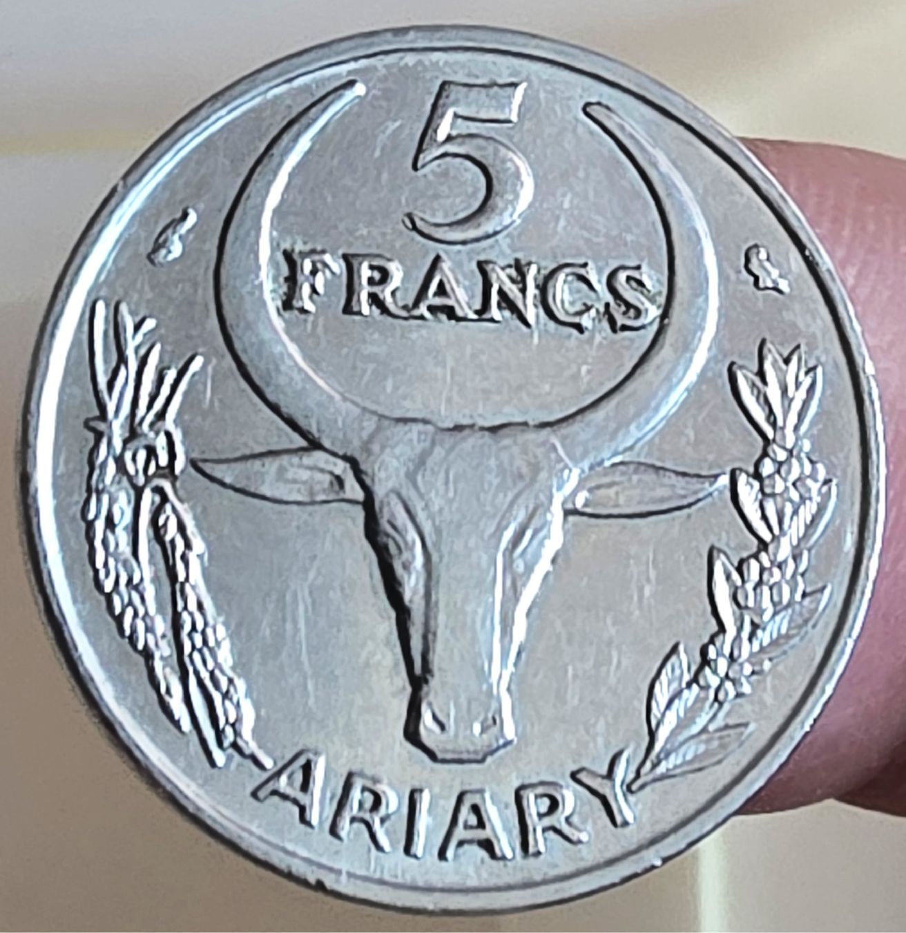 Tutti le monete: MADAGASKAR 5 FRANCS 1972 – Usato da Winterthur venduto da Creso70