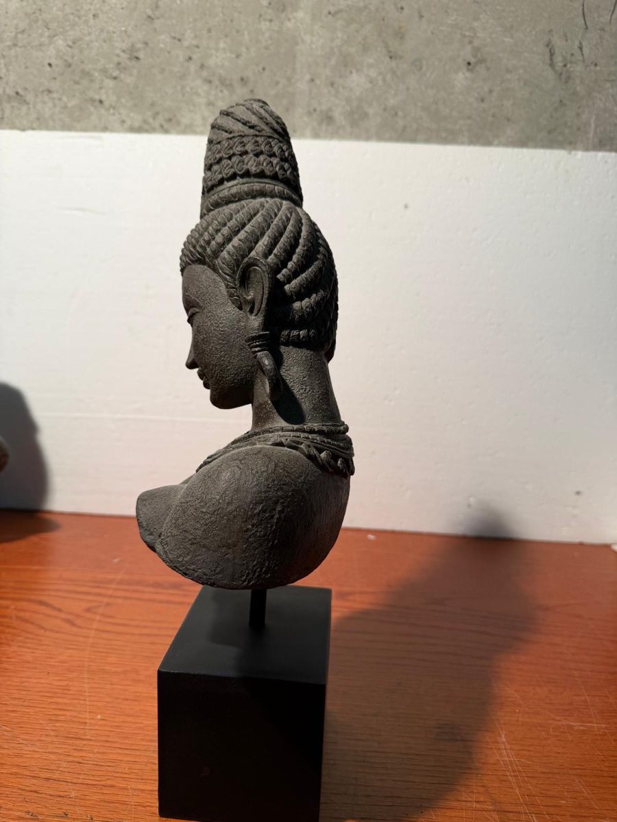 Sculture & Statue: Sculpture bust, Asian style, good condition – Usato da Lausanne venduto da vas_cdb2 1