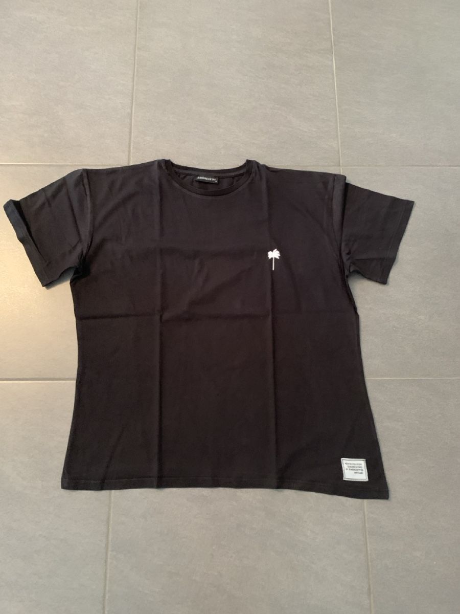 T-shirt: T-shirt oversize – Usato da Collombey venduto da amina36