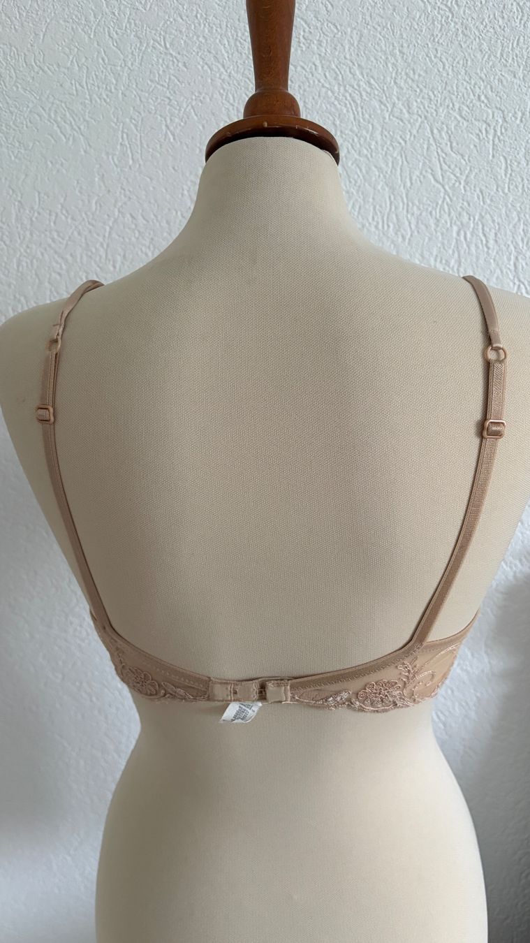 Altra biancheria intima: Lise Charmelle BH 75 C – Usato da Liestal venduto da Goldart 2