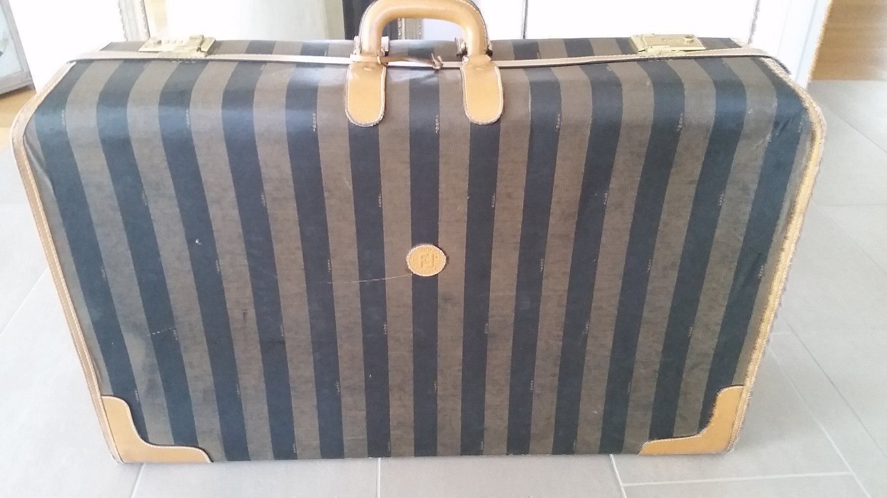 Valigie: Fendi Reisetasche/Koffer – Usato da Zürich venduto da Convertini01 1