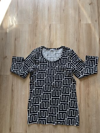 Pull efixelle imprime noir blanc  40 neuf lisez les mesures