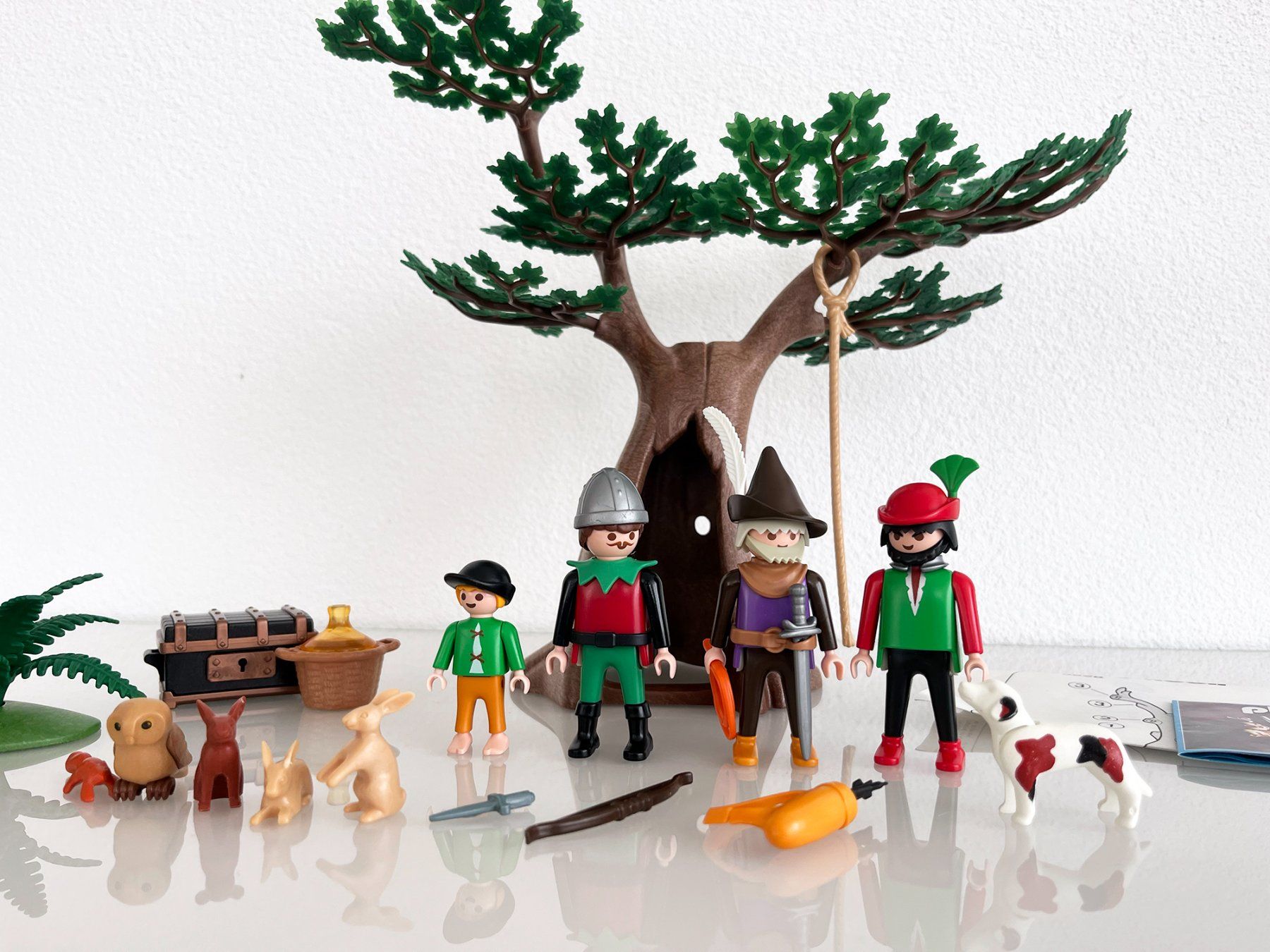 Playmobil Giocattoli: Playmobil Medieval Outlaws Feast Sets – Usato da Lausanne venduto da BeyondStories 2